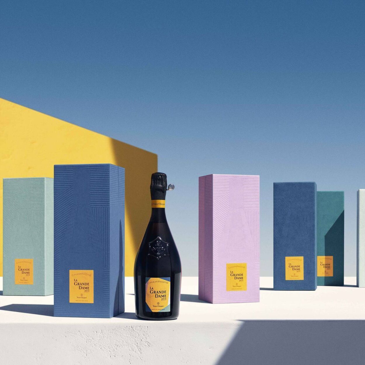 veuve-clicquot-la-grande-dame-brut-champagne-2015